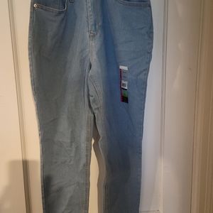 Women's junior jeans